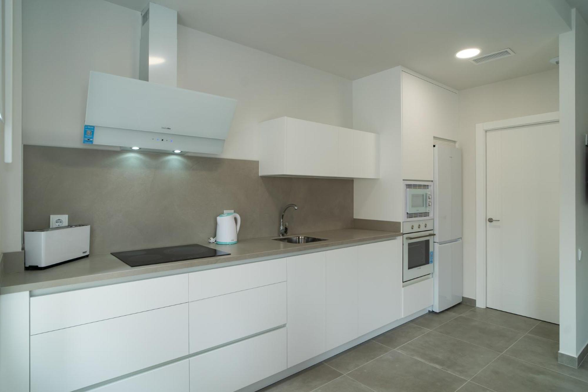 Aac Malaga - Apartamento Con Terraza, Muy Amplio, Totalmente Equipado, Cerca Del Centro Y Nuevo! الغرفة الصورة